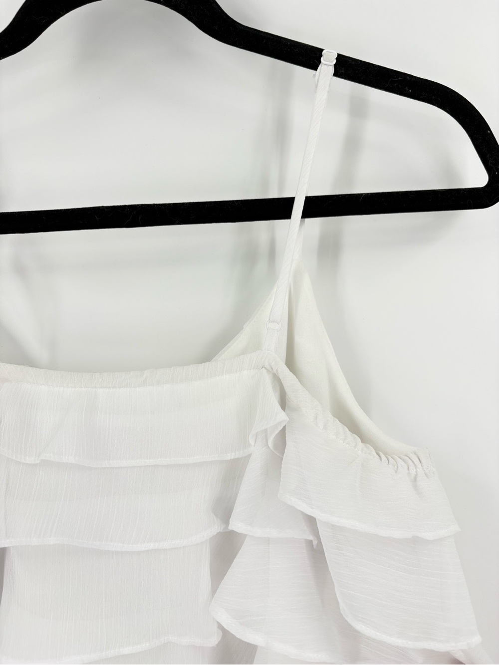 Candies Y2K White Tiered Ruffle Cami Tank NWOT Party Date Coquette Top Large - Picture 7 of 13